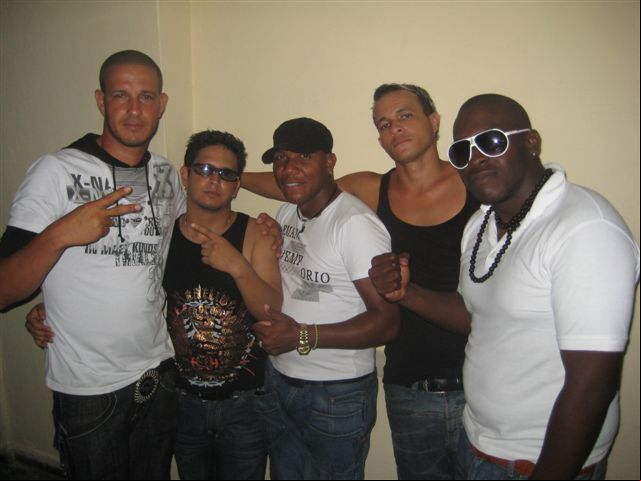 Los Confidenciales_Los Confidenciales.3.JPG