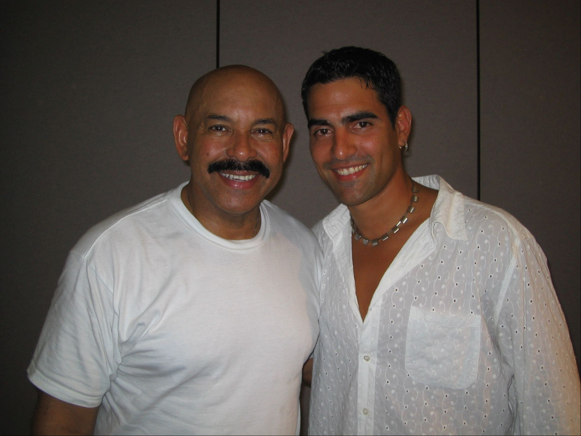 Leo Wilber_Leo_Wilber_Oscar_D'Leon_(2).JPG