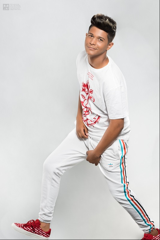 Zaylon_Zaylon_2.jpg